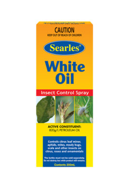 Box of Searles 'Penetraide' insect control spray, 200ml, designed to combat citrus leaf miner, aphids, mites, mealy bugs, and scale on citrus plants as well as roses and ornamentals. Formulated with Searles Penetraide for increased effectiveness and contains 820g/L petroleum oil.